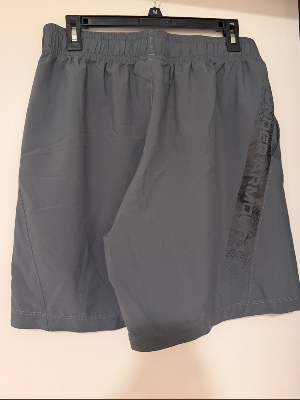 Under Armour Men's Gray Athletic Training Shorts